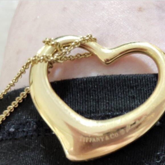 Tiffany & Co  XL Elsa Peretti 18K Gold Open Heart Extra Large 36mm - Picture 4 of 4